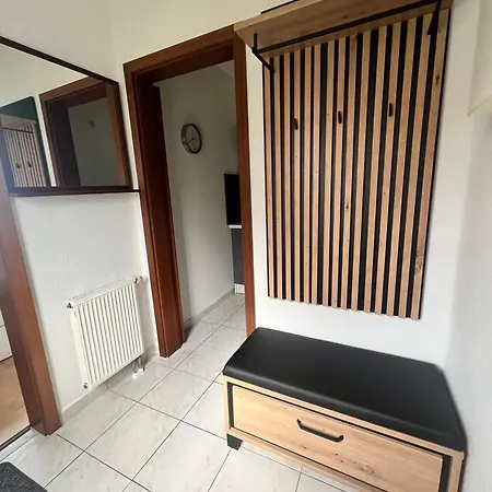 Kleine Moderne Ferienwohnung Tauscha Esterno foto
